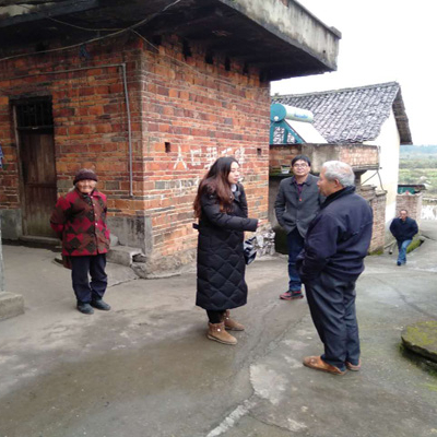 进一步改善人居环境和农村村容村貌,1月8日,宜章县天塘镇开展了村级